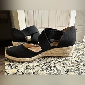Black Wedges Women’s Size 8